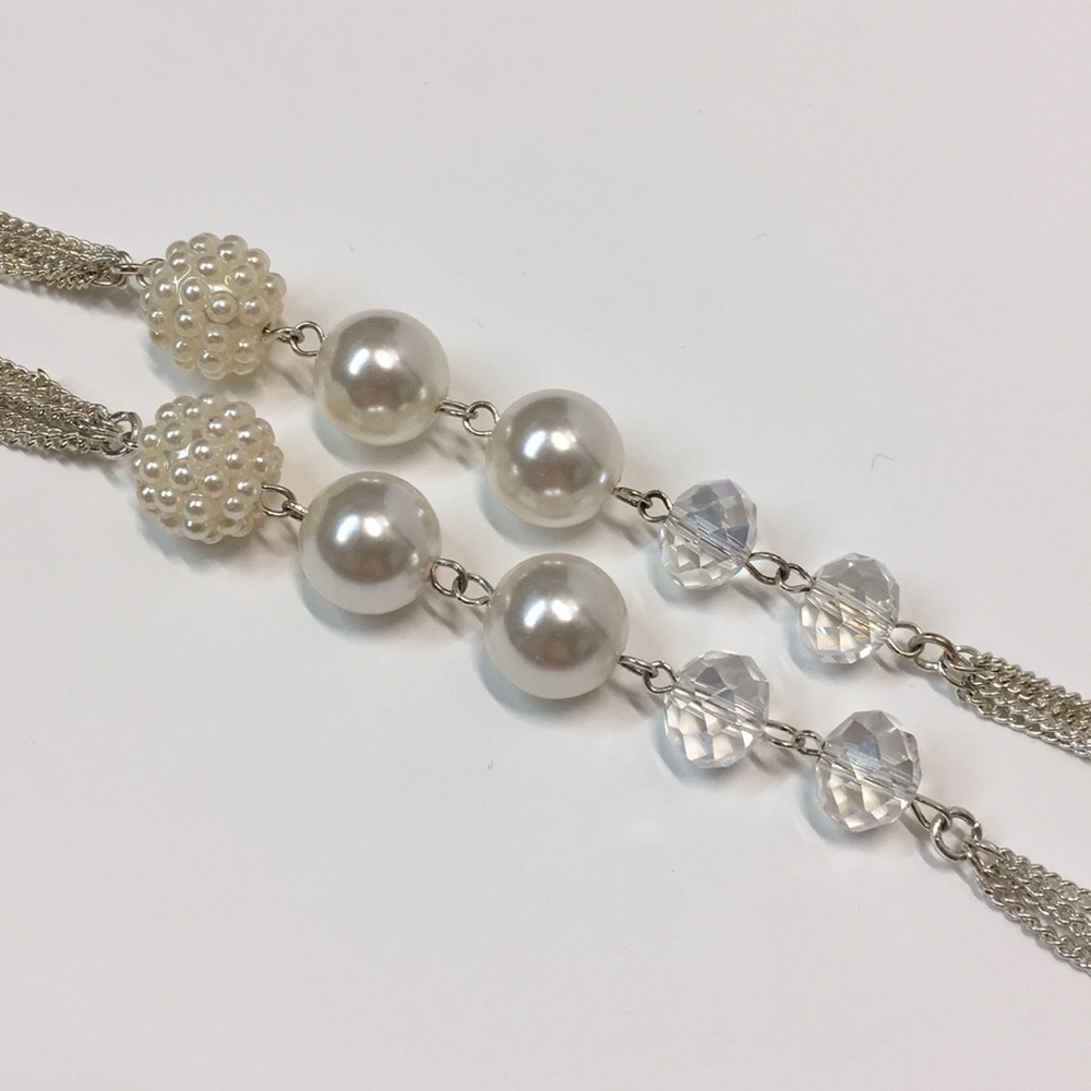 Silver Necklace Set with Pearls